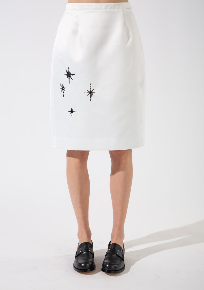 WHITE VOLUMED BACKSKIRT