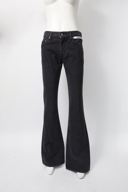 FLARED JEAN