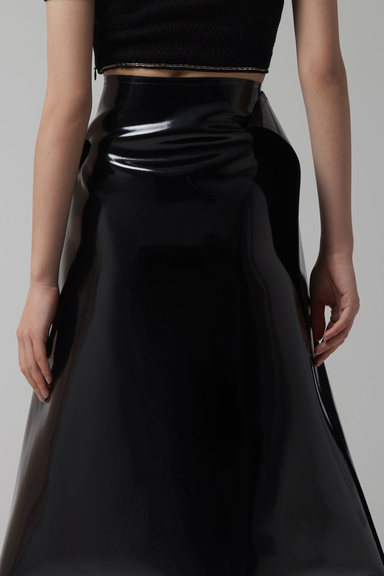 ENAMEL WRAP SKIRT