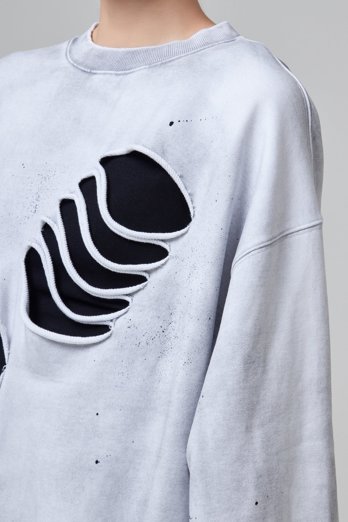 LOGO CUT OUT SWEATSHIRT